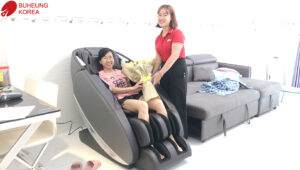 giá tiền ghế massage toàn thân