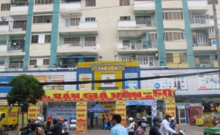 nên mua ghế massage của hãng nào