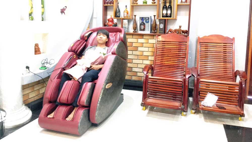 "Tôi tin rằng món quà lớn nhất mà bạn có thể trao cho gia đình mình và thế giới là chính mình khỏe khoắn" - Cô Châu, Bình Thạnh 1