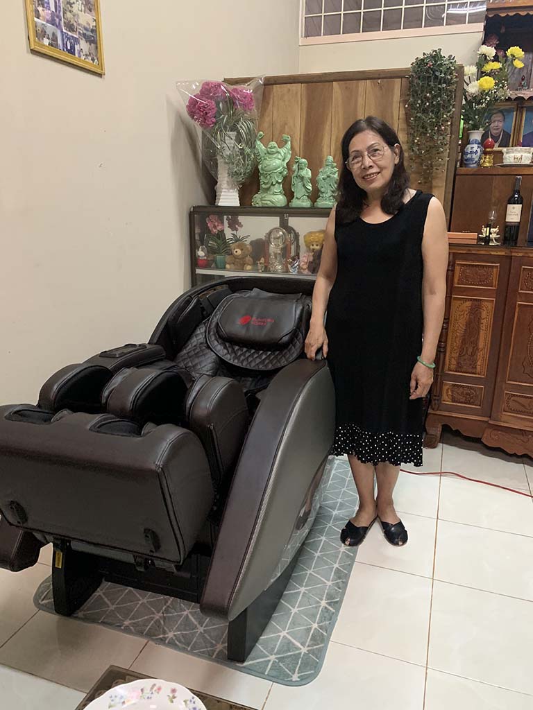 "Từ nay tôi có một người bạn mới, một người bạn luôn quan tâm đến sức khỏe của tôi" _ Cô Bình - Quận 8 1 "Từ nay tôi có một người bạn mới, một người bạn luôn quan tâm đến sức khỏe của tôi" _ Cô Bình - Quận 8 1