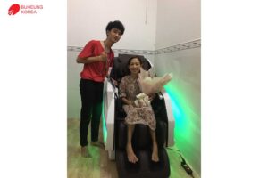 "Không chỉ chăm sóc sức khỏe, ghế massage còn giúp tôi tươi trẻ hơn"_ chị Hằng, Bến Tre 20