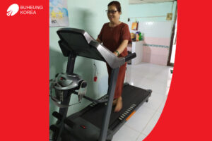 "Chạy bộ giúp tinh thần tôi thoải mái hơn rất nhiều, điều hòa nhịp thở, cải thiện sức khỏe"_ chị Sương, Quận 3 5