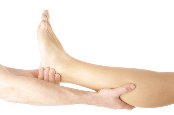 Nhức Mỏi Bắp Chân Về Đêm Nguy Hiểm Không: Dấu Hiệu, 8 Nguyên Nhân, Cách Giảm Nhức Mỏi 3