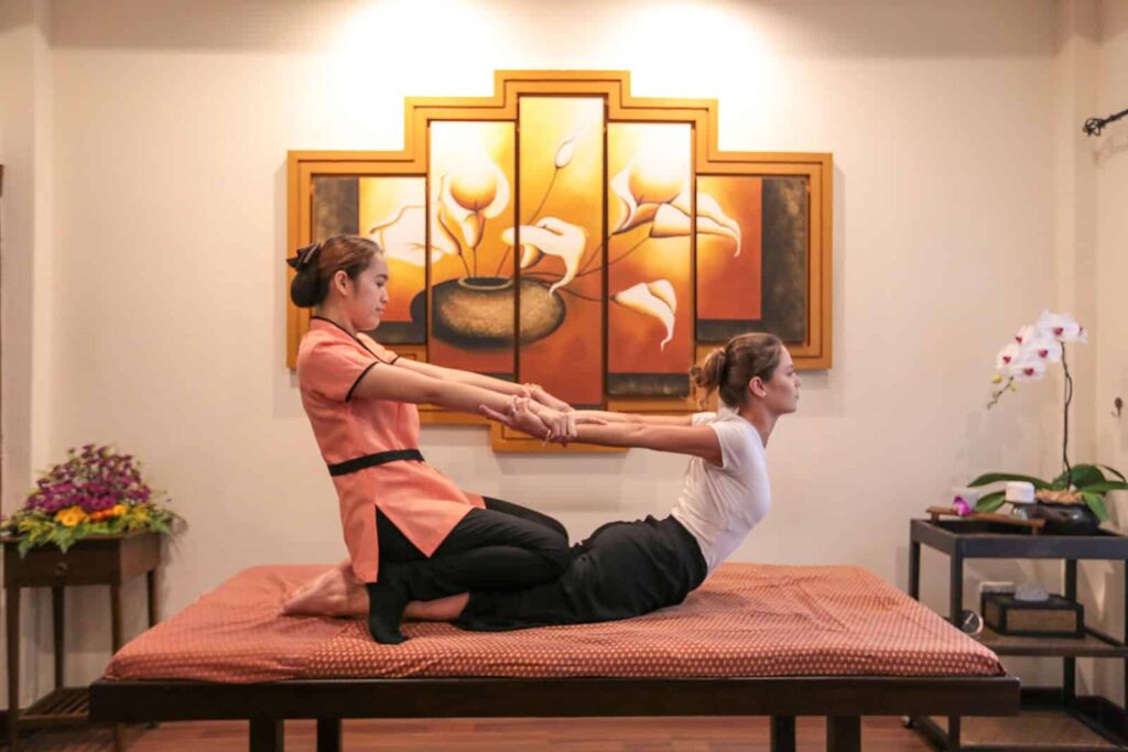 Massage Thái Là Gì: Công Dụng, Kỹ Thuật, Thời Gian 1