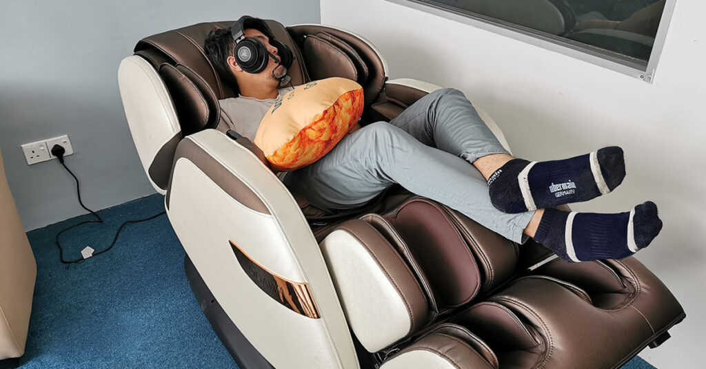 7 Lỗi Sai Lầm Nghiêm Trọng Trong Cách Sử Dụng Ghế Massage 4