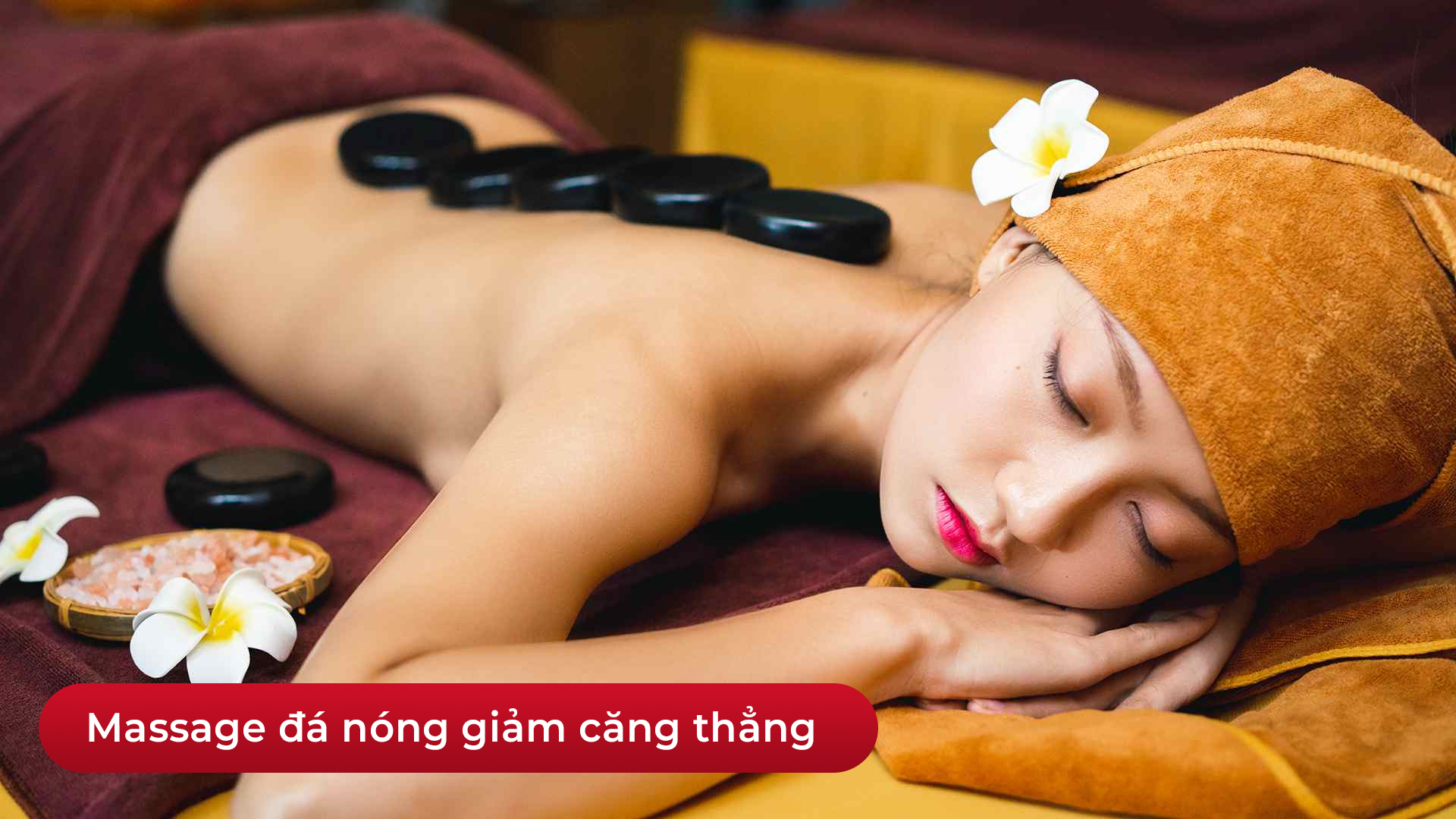 Tác Hại & Lợi Ích Sức Khỏe Của Massage Đá Nóng Nên Biết 3 Minh họa massage đá nóng giảm căng thẳng