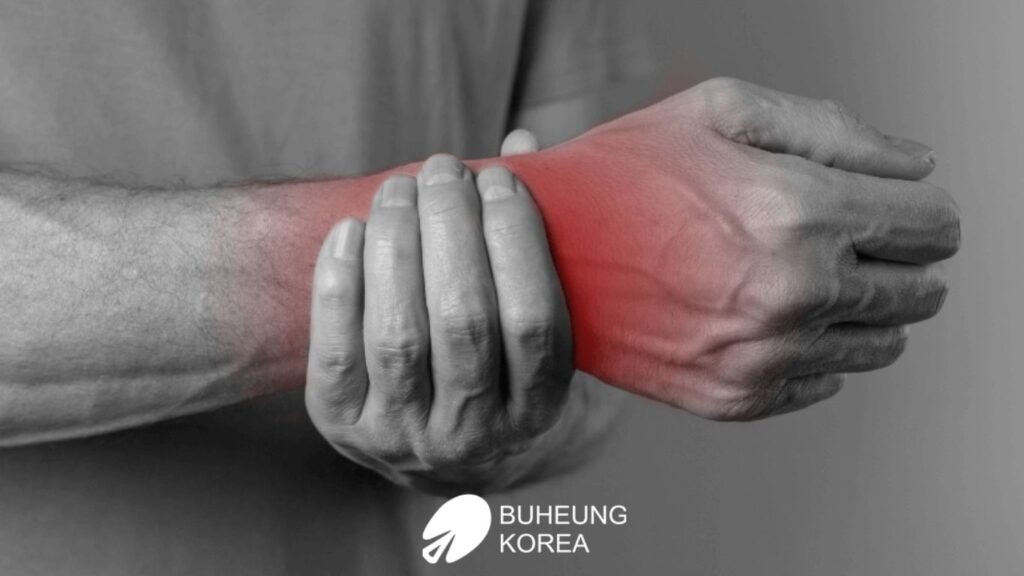 Hội chứng ống cổ tay ở dân văn phòng: Nguyên nhân, dấu hiệu và giải pháp cải thiện không cần dùng thuốc 1
