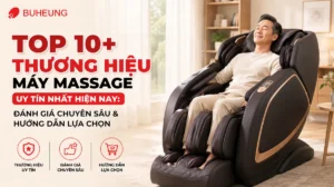Hình ảnh người đang thư giãn trên ghế massage tại nhà, thể hiện sự thoải mái khi sử dụng máy massage uy tín.